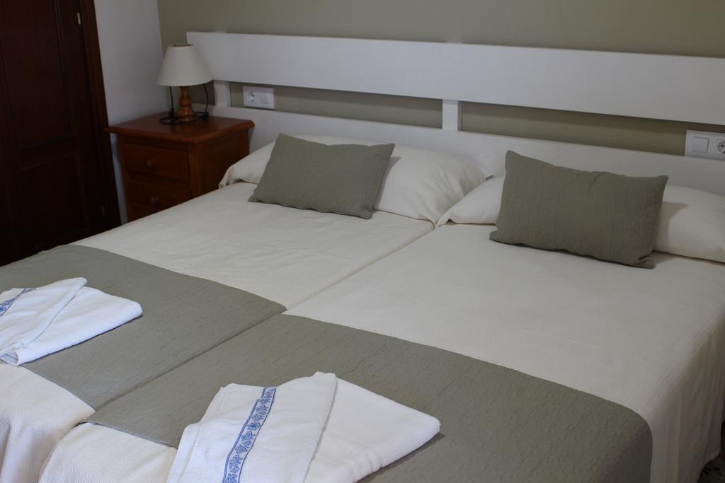 Apartamentos Bolonia Paraiso 外观 照片