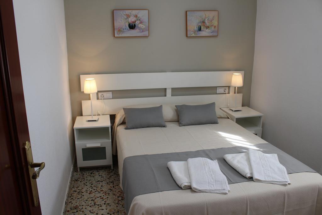 Apartamentos Bolonia Paraiso 外观 照片